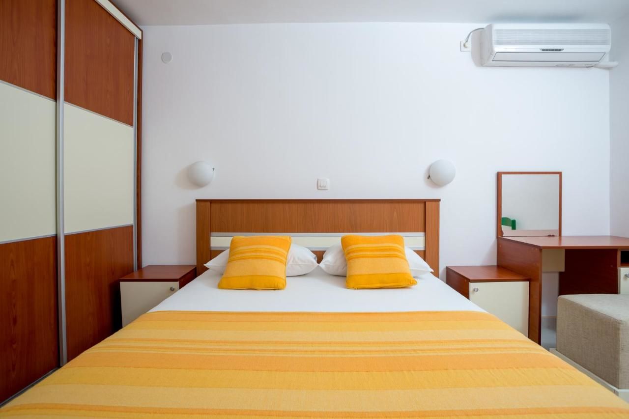 Проживание в семье Sofija Apartments Свети-Стефан-19