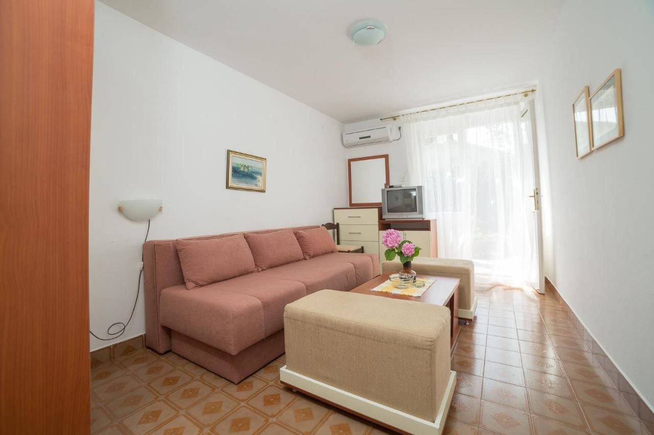 Проживание в семье Sofija Apartments Свети-Стефан-6