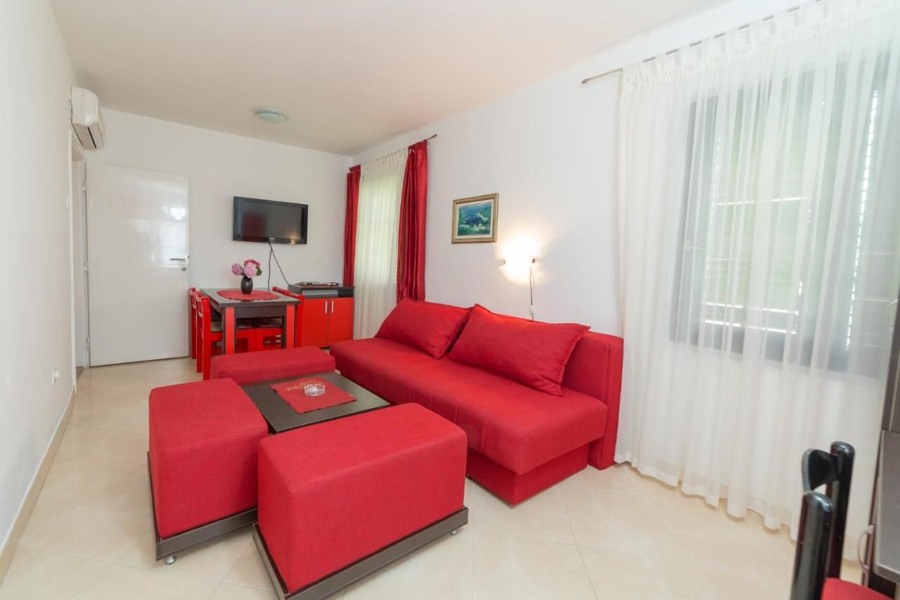 Проживание в семье Sofija Apartments Свети-Стефан