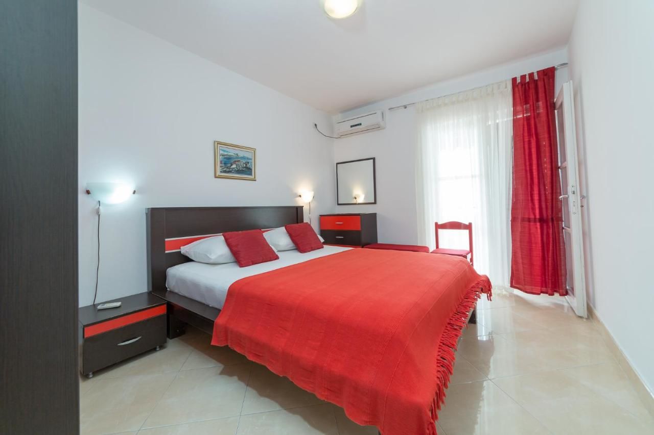Проживание в семье Sofija Apartments Свети-Стефан